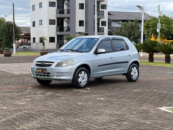 CHEVROLET CELTA 1.0 MPFI LT 8V FLEX 4P MANUAL CHEVROLET CELTA 1.0 MPFI LT 8V FLEX 4P MANUAL